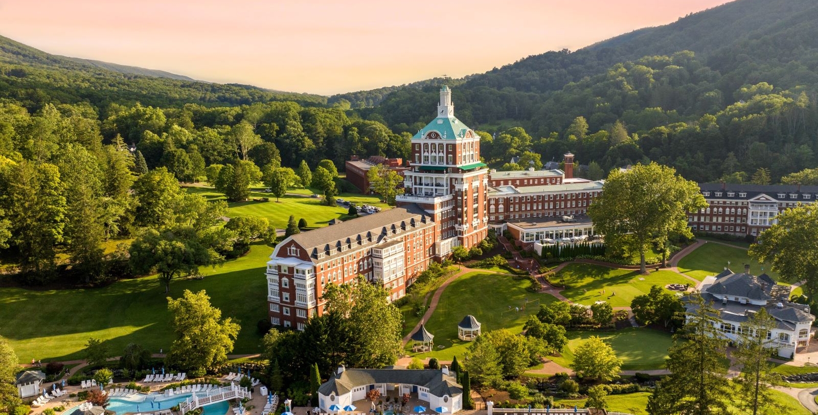 Image of Hotel Exterior The Omni Homestead Resort, 1766, Member of Historic Hotels of America, in Hot Springs, Virginia, Special Offers, Discounted Rates, Families, Romantic Escape, Honeymoons, Anniversaries, Reunions