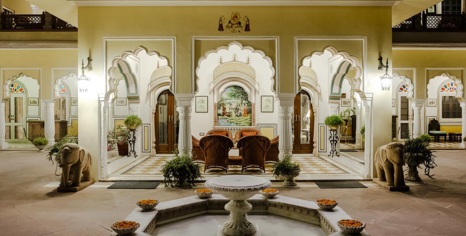 Discover Alsisar Haveli, a former noble estate now converted into a hotel that is owned and managed by the Shekhawat clan's descendants.